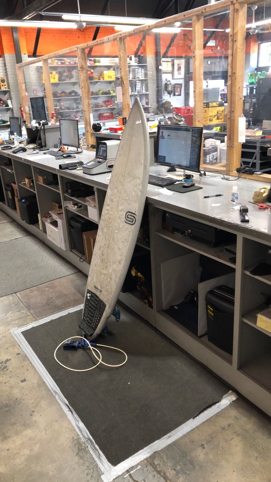 Sauritch Surfboard π