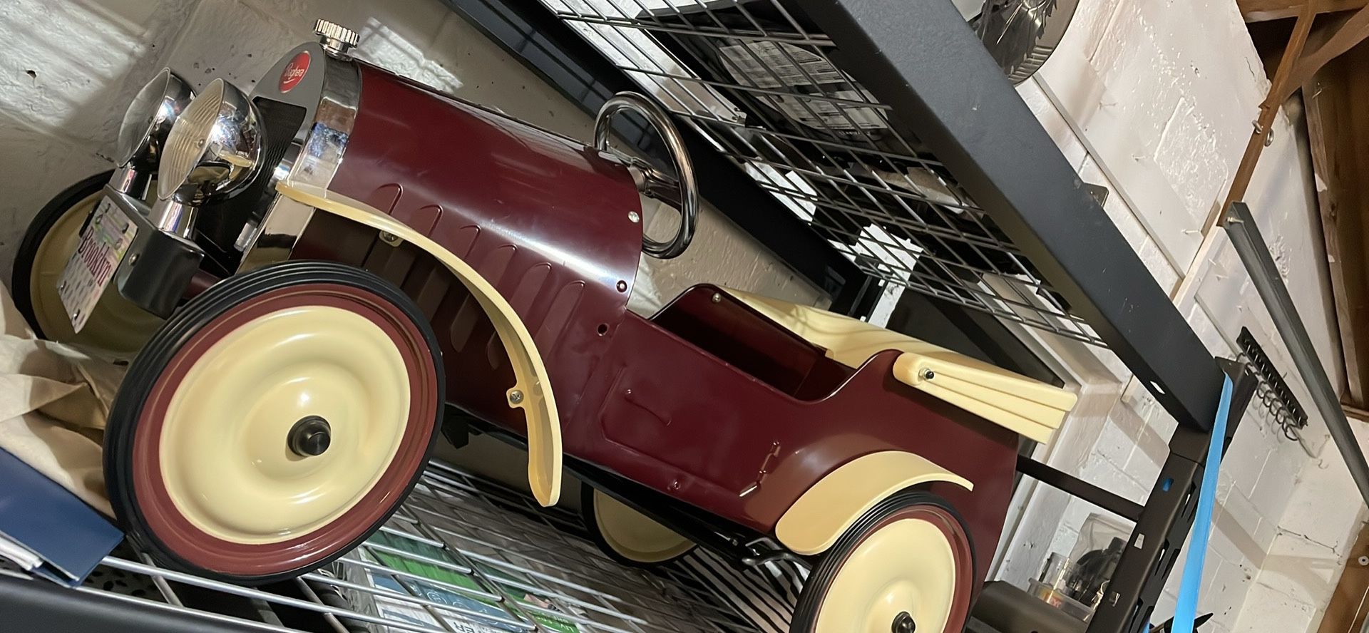 Baghera Kids Pedal Car