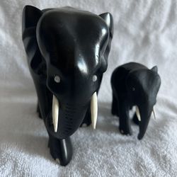 Vintage Solid Ebony Carved Elephants Animal Decor Figure Sculptures