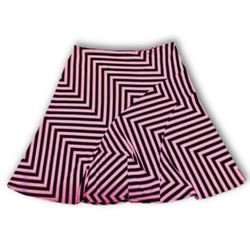 Women’s 90s Vibes Fashion Bug Pink and black chevron print skirt. Size medium
