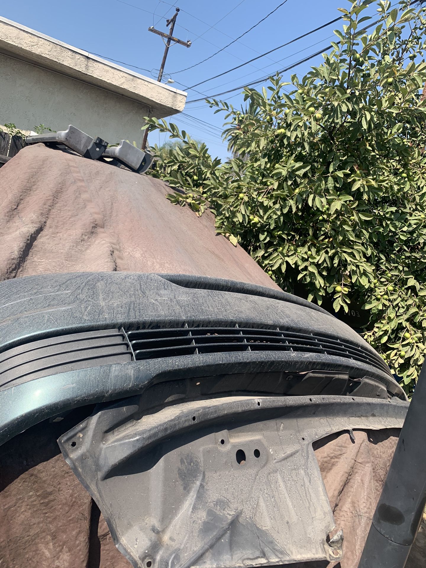 2005 Toyota Sienna front bumper