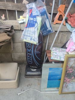 Oreck vacuum with extra bags XL pro Plus