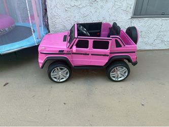 Toddler Mercedes car with remote