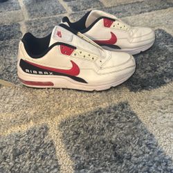 Nike Air Maxes 