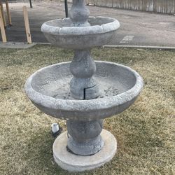 4ft Concrete water fountain
