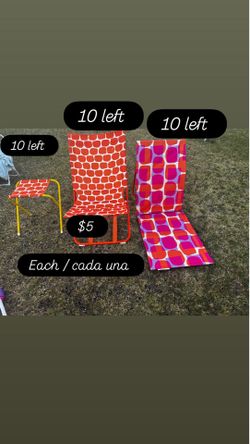 Chairs $5 each / cada una