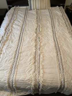Luxury Queen Size Bed Cover