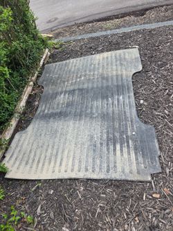 Truck bed liner