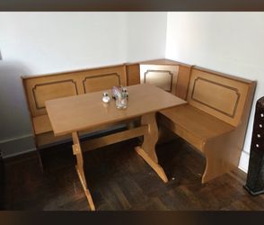 L shape table in great condition