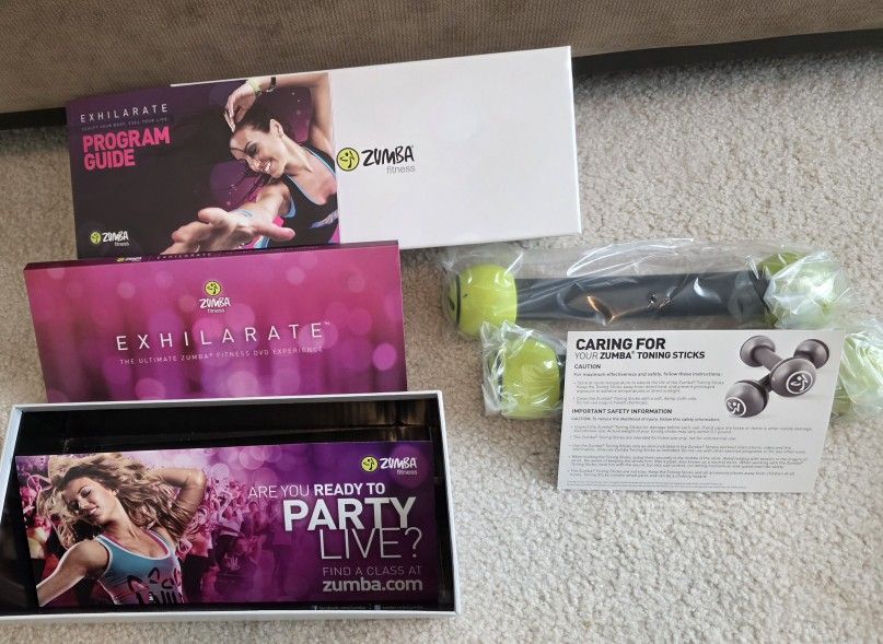Zumba Fitness, Exhilarate ! 7 DVD Set + Toning Sticks