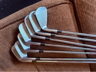 Srixon ZX7 irons