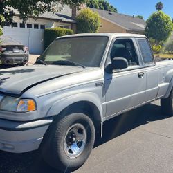 2003 Mazda Truck