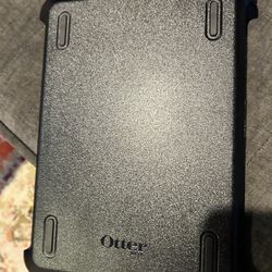 iPad 11 Otter Box Case With Stand 