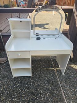 Childs Vanity
