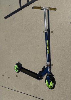 Mongoose scooter