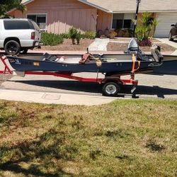16 foot Fishing Canoe
