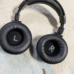 Barely Used Studio Headphone Monitors