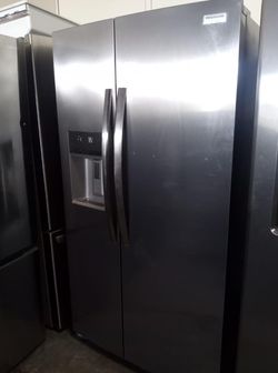 Frigidaire Side-by-Side Stainless Steel Fridge
