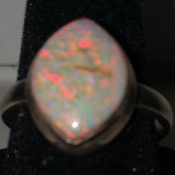 Welo Opal Ring