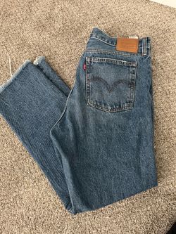 Womens levi jeans