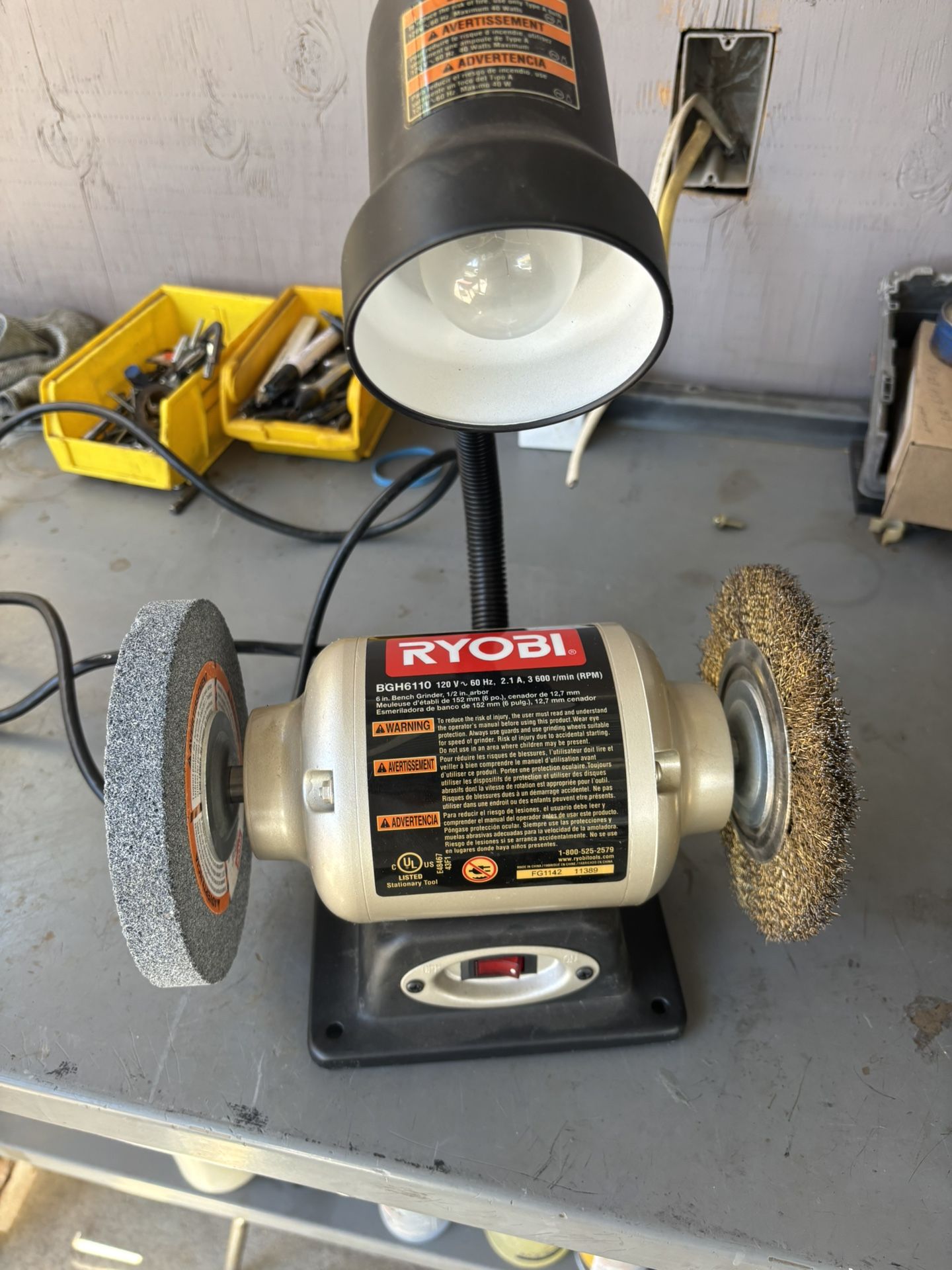 Ryobi Grinder 
