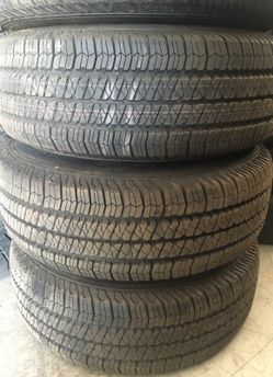 2557517 like new 255/75R17