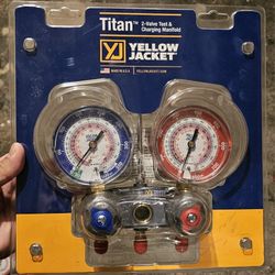 Yellow Jacket TITAN 2-Valve Test and Charging Manifold
