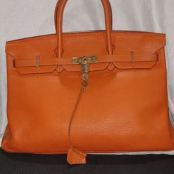 Preowned Hermes Birkin 40 W/ Certificate Of Authenticity
