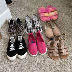 Girls Shoes Size 2