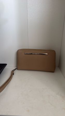 Large Steve Madden wallet