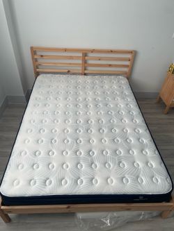 Queen size mattress barely used