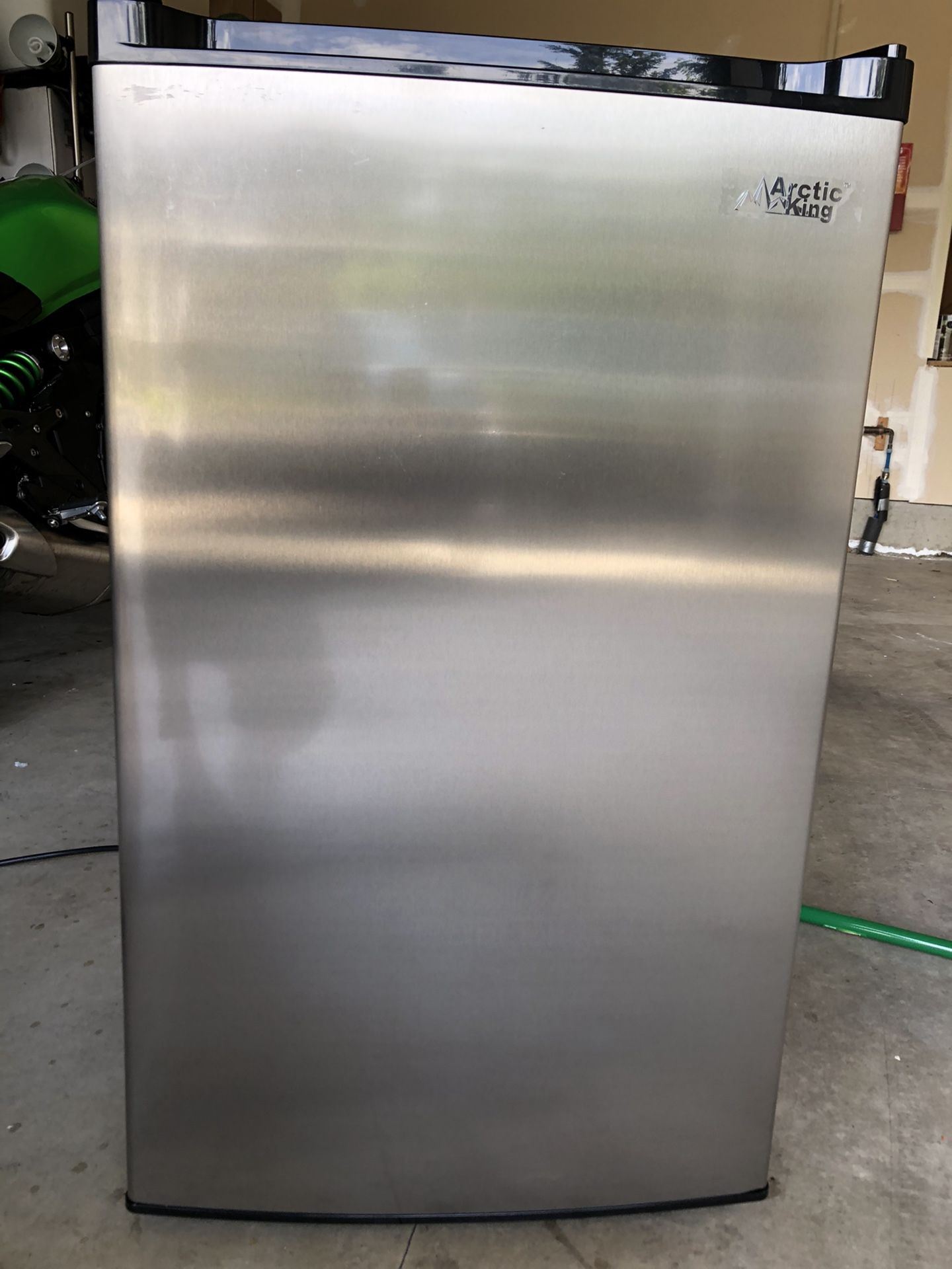 Arctic King 3.0 Cu ft Upright Freezer Stainless Steel Door, E-star