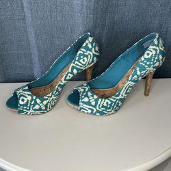  “Christian Soriano” size 7.5  4” Heels