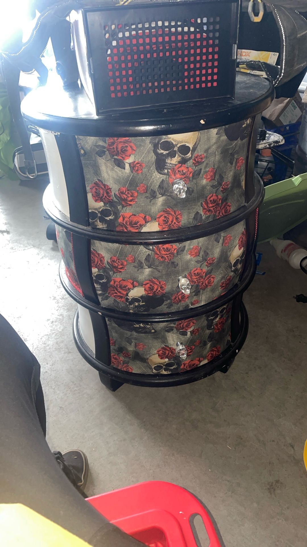 Skull Rose Round 3 Drawer Dresser