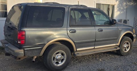 2002 Ford Expedition