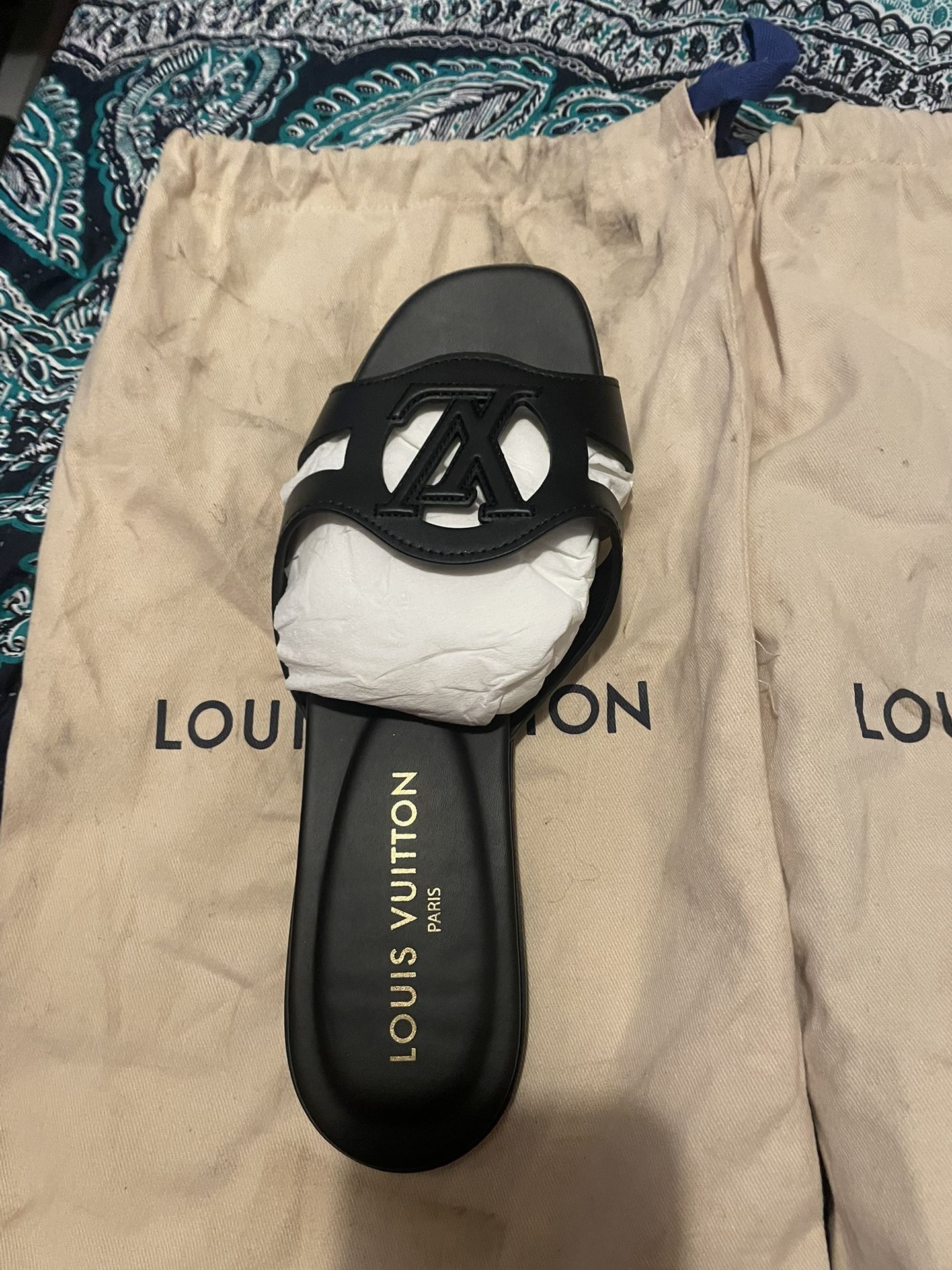 Louis Vuitton 