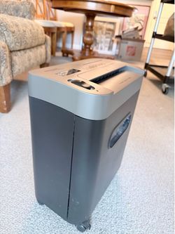 Paper shredder