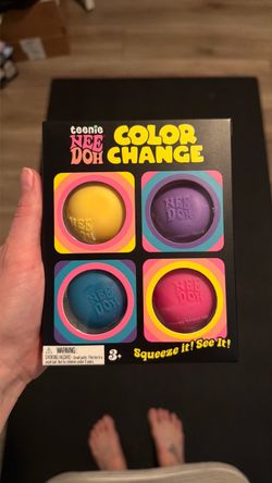 Color change Teenie needoh
