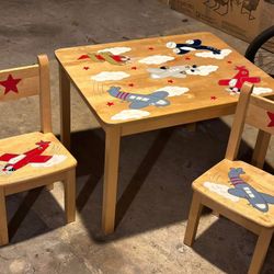 Solid Wood Kids Table And Chairs