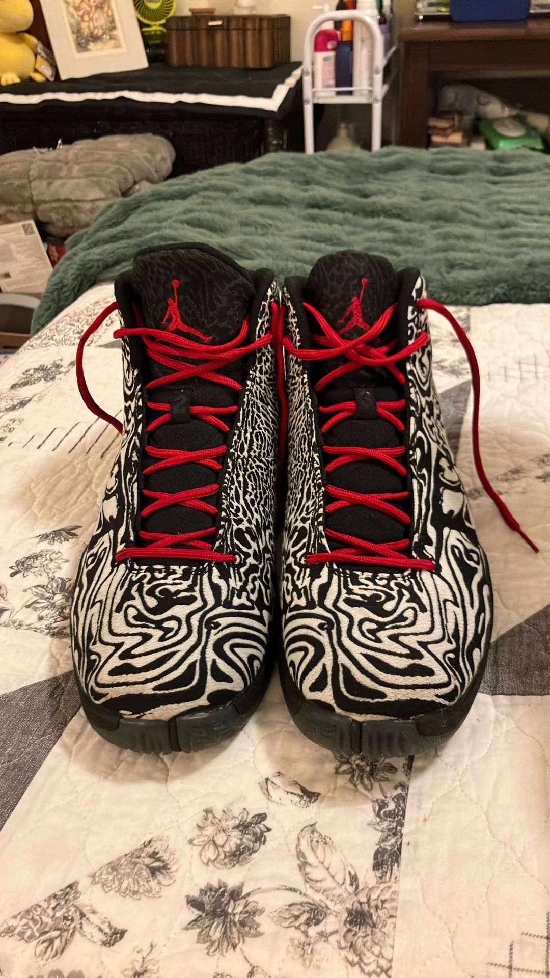 Men’s Size 14 Jordon