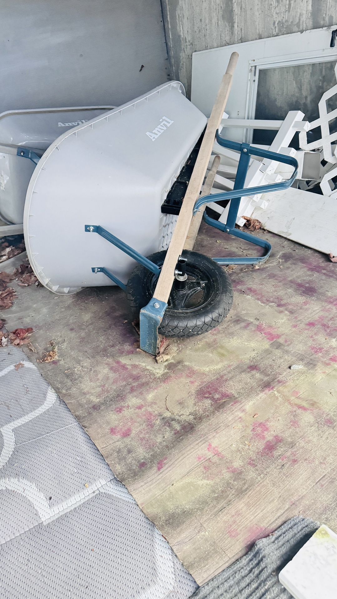 Heavy-Duty Wheelbarrows – Like New!