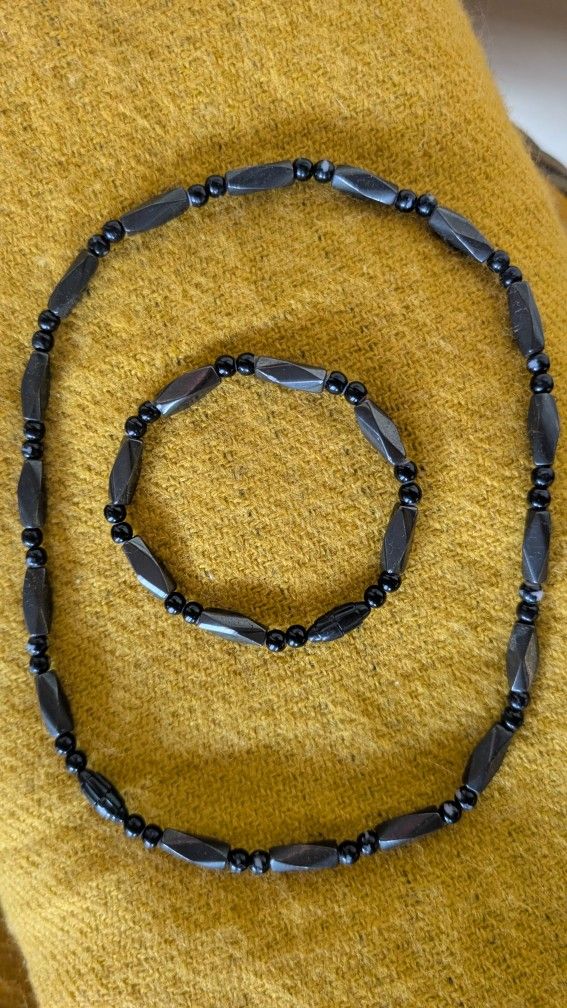 Magnetic Necklace And Bracelet 