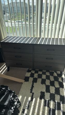 6-drawer dresser BRAND NEW