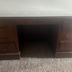 Desk To Be Picked Up