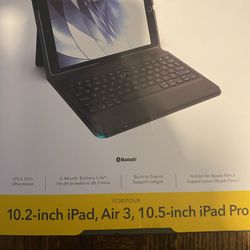 iPad Cover And Keyboard 