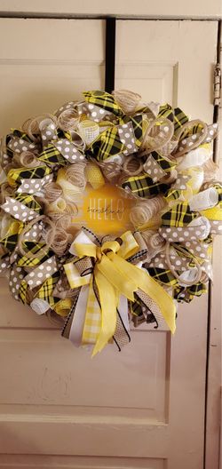 “Hello sunshine” yellow and brown wreath