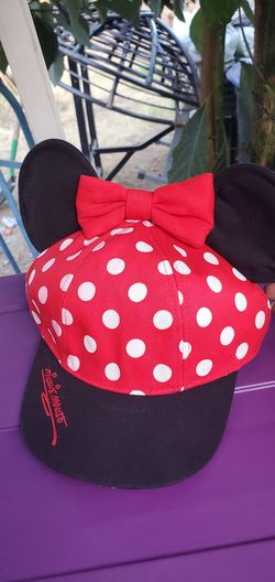 Minnie mouse hat with ears