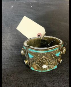 Gold Bracelet, Real Stone Accents turquoise it’s very nice