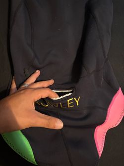 Brand New Cynthia Rowley Byron Sleeveless Wetsuit – Size L