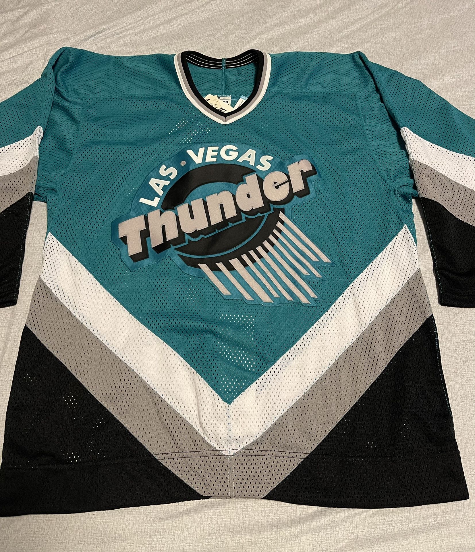 Las Vegas Thunder Size 48 IHL Bauer ProWear Embroidered Patch Men Hockey Jersey